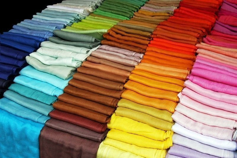 Wholesale / Job Lot / Pack Of 10 Assorted  Shawls Scarfs Wraps Factory Seconds